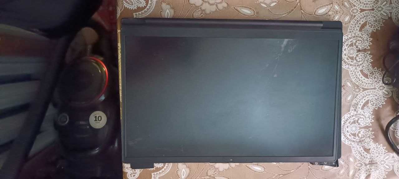 Lenovo V15 G4 AMD Без дисплея
