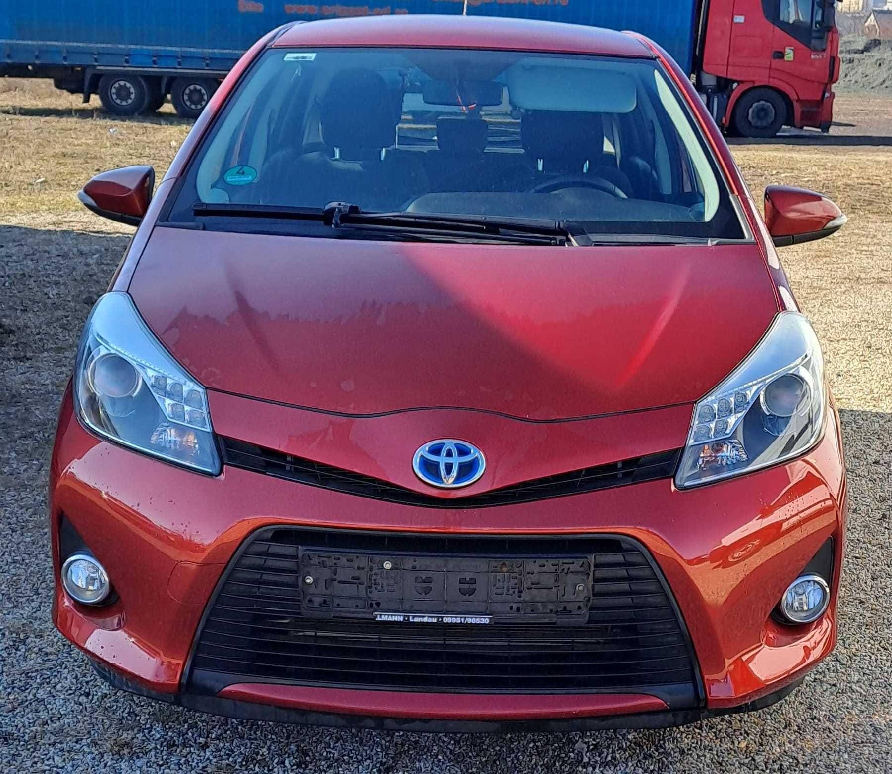 Toyota Yaris Hybrid