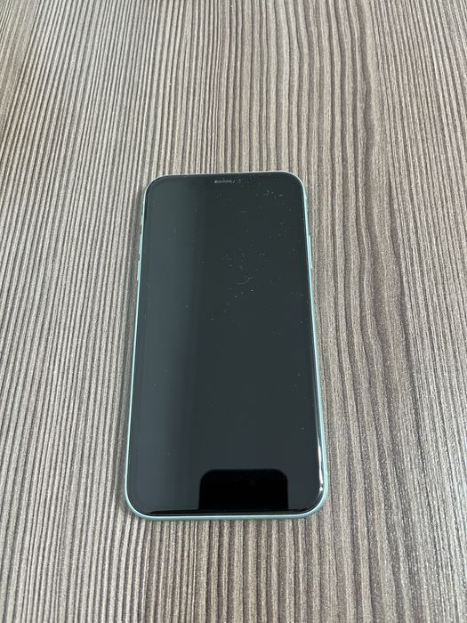 Айфон 11 в отличном состоянии