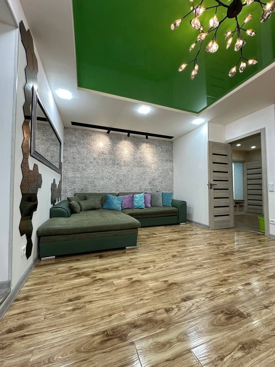 Продаётся 3ком/3/5 Ул.Шота Руставели 77м² ор-р: Океан