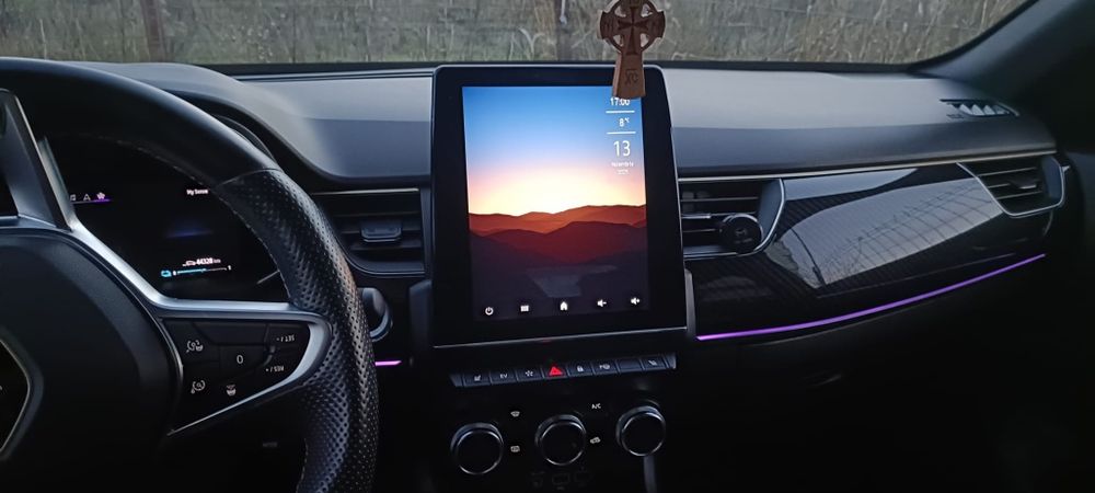 Renault Arkana Engineered E-tech full hybrid 145cp