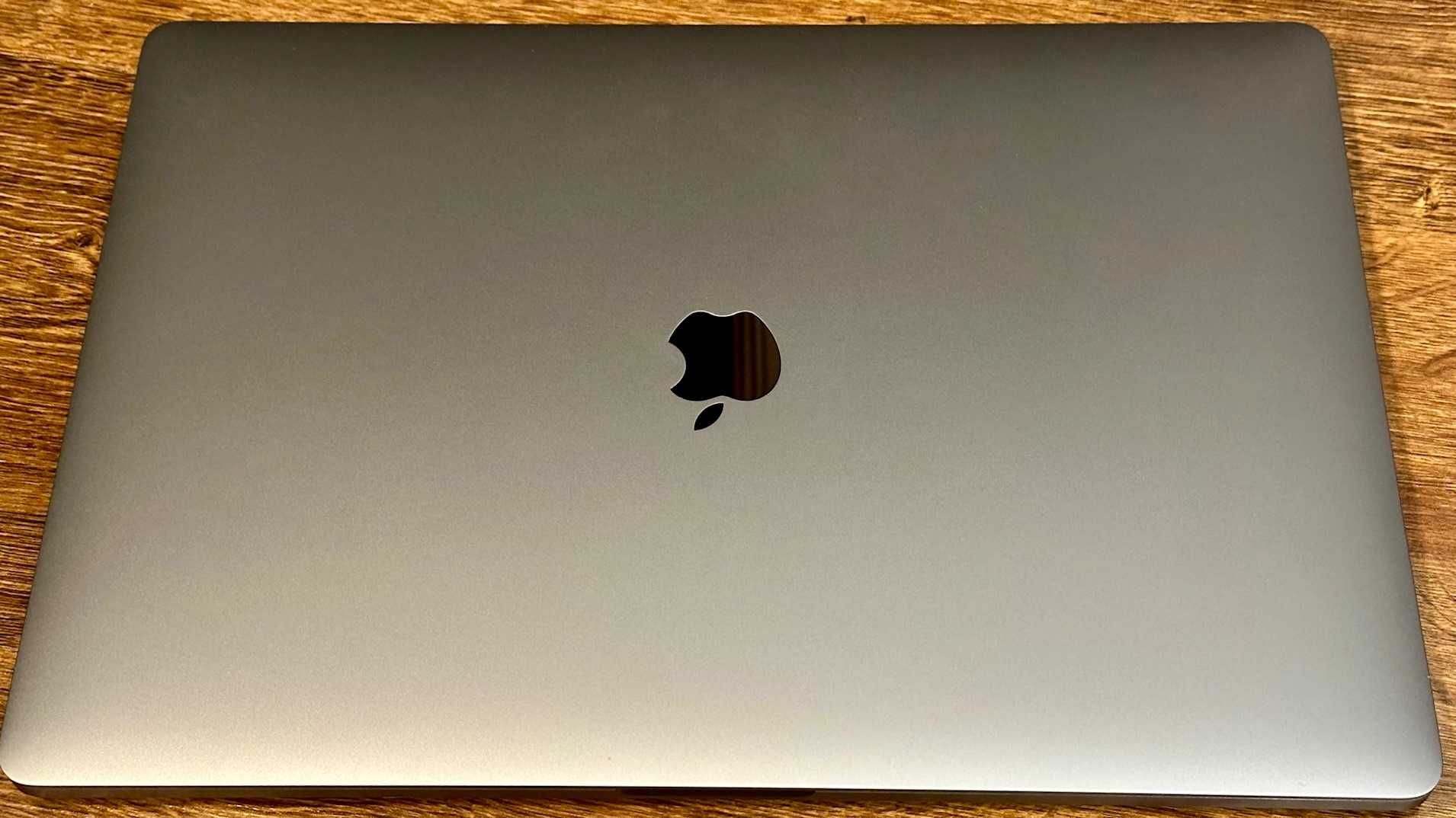 MacBook Pro 16", Model 2019 (A2141), CPU Intel i7, 16GB RAM, 512GB SSD