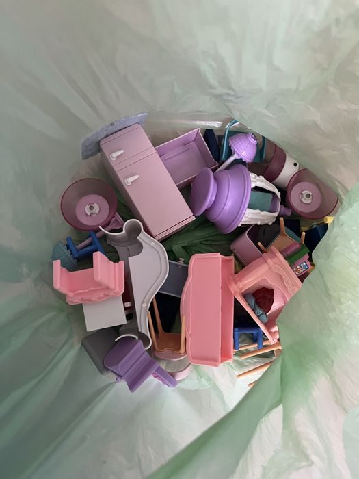 Детска дървена къща за кукли