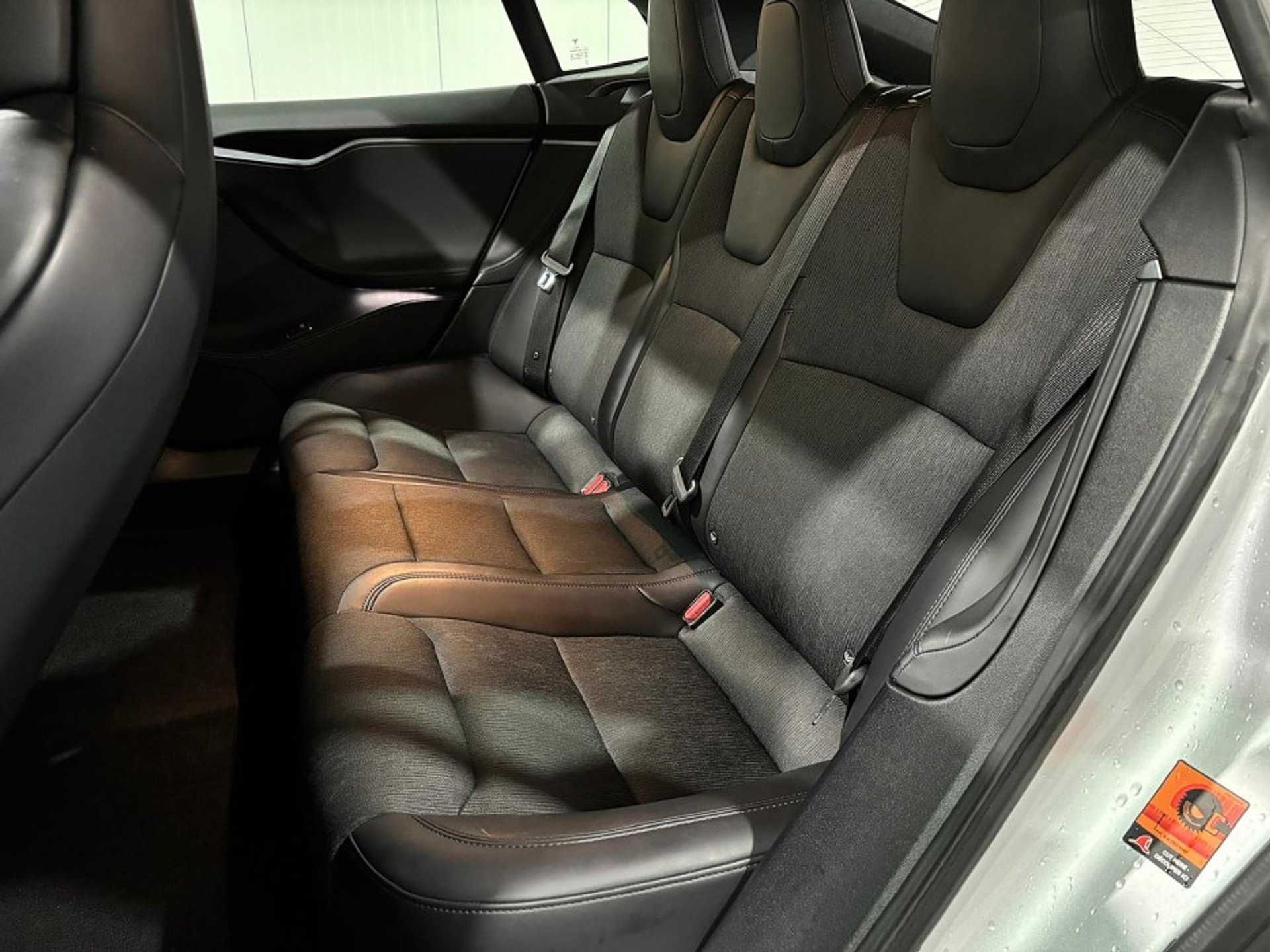 Tesla Model S 100D AWD
