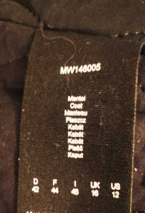 Стилно класическо палто LIEBESKIND Berlin, 100 процента вълна