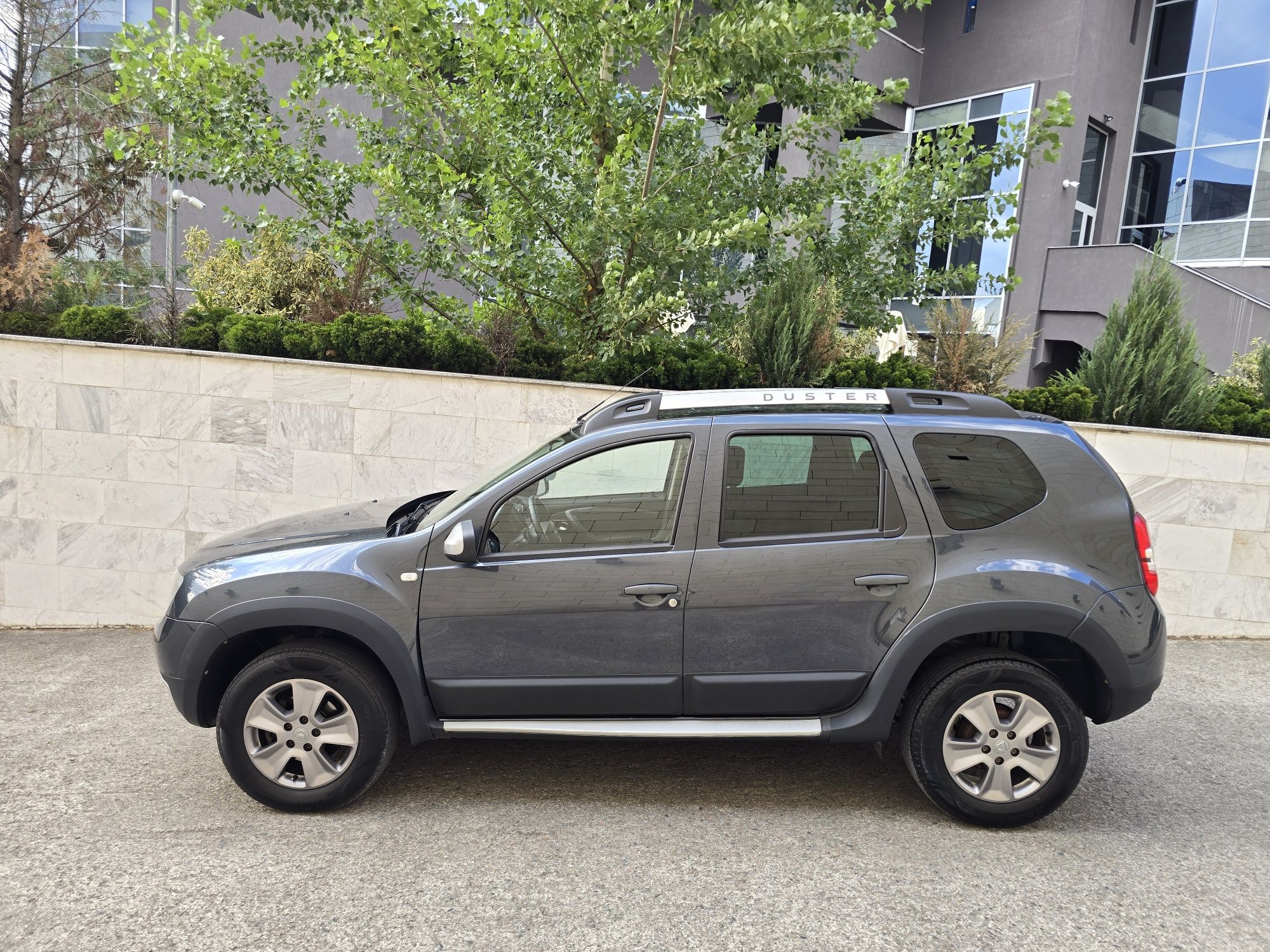 Dacia Duster  4 x 4 / 2014 Facelift / Prestige / Navigatie