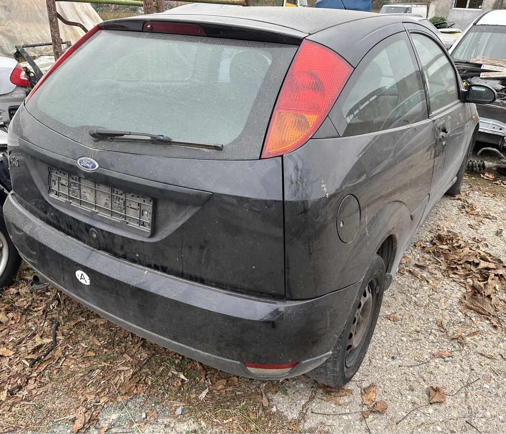 Ford Focus 1.6i на части