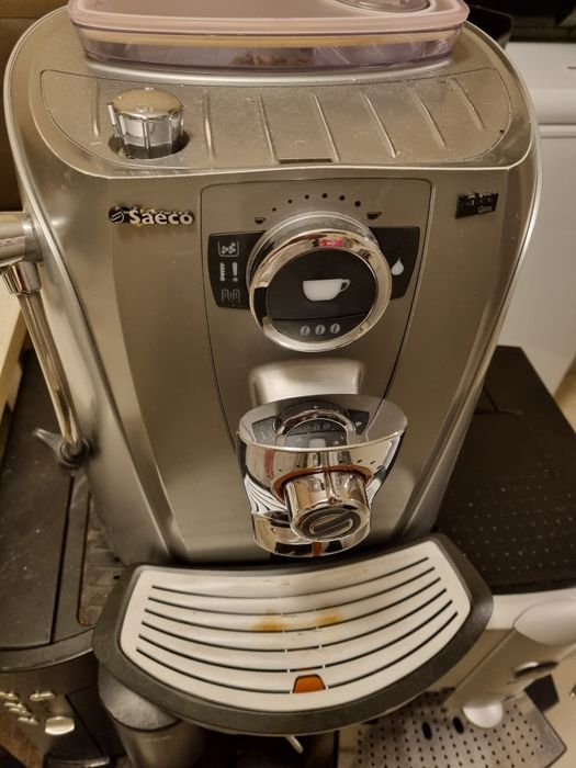 Expresoare marca AEG, JURA, SAECO, KRUPS