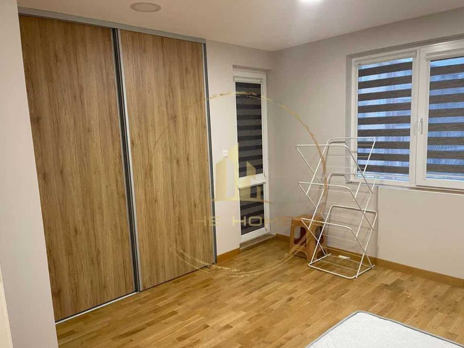 Дава се под наем Тристаен апартамент в Варна, Бриз - 87 кв.м за 600 € - Снимка #4