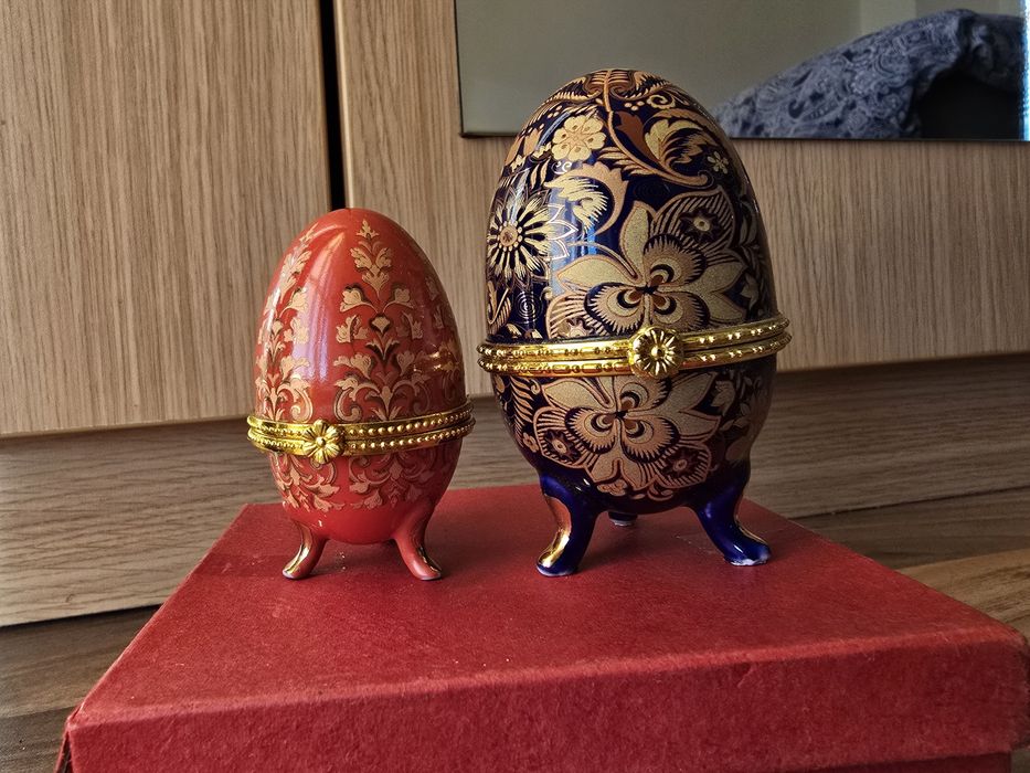 Луксозна кутия за бижута (сувенирни) чисто нови! 30лв