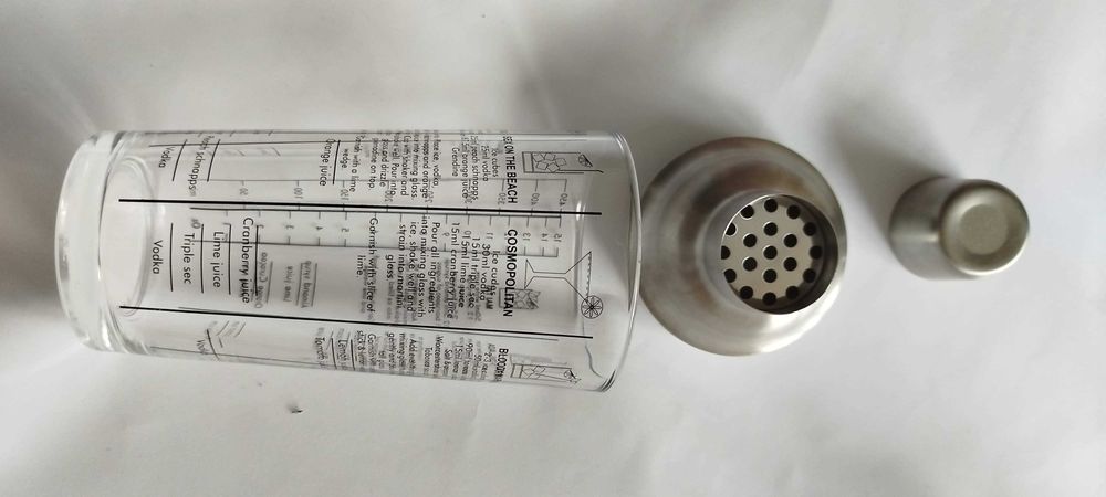 Нов шейкър за шотове и коктейли от стъкло с рецепти