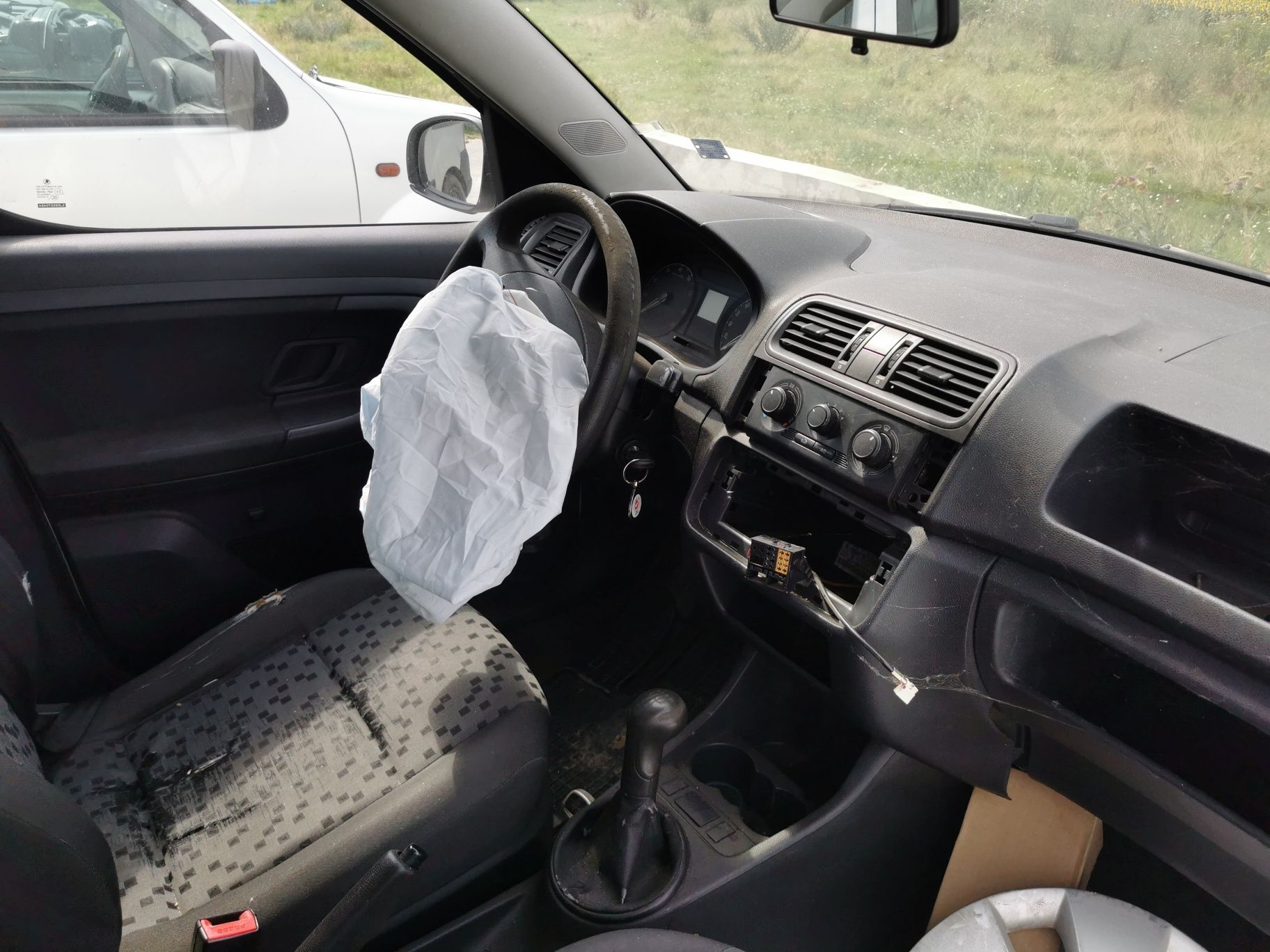Skoda Praktik 1.4i на части