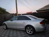 Audi a4 b8 2009.