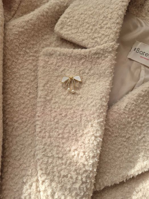 Палто в прекрасен бежов цвят