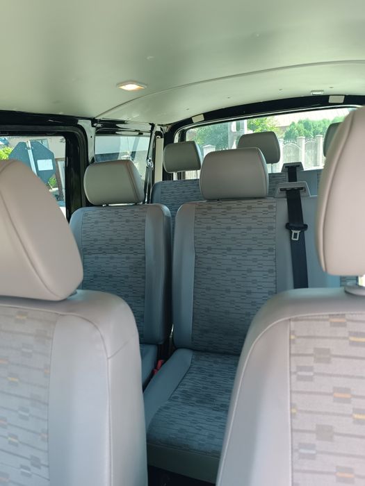Vând Vw Transpoter 2.0tdi 140cp 9 locuri DSG 7trepte 2011