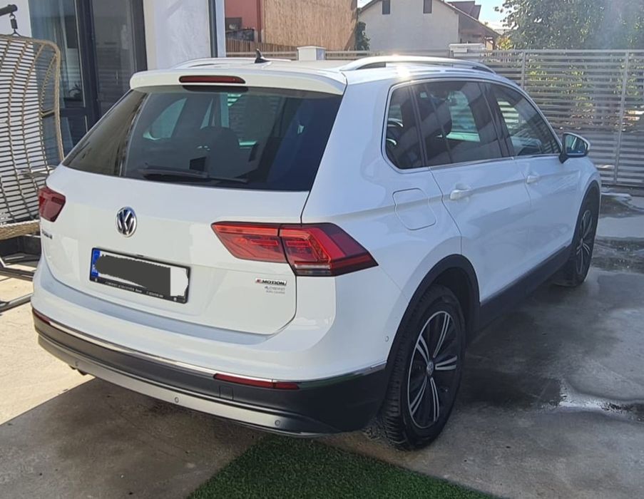 VW Tiguan Highline 2,0 TDI DSG 4Mot , 150 CP