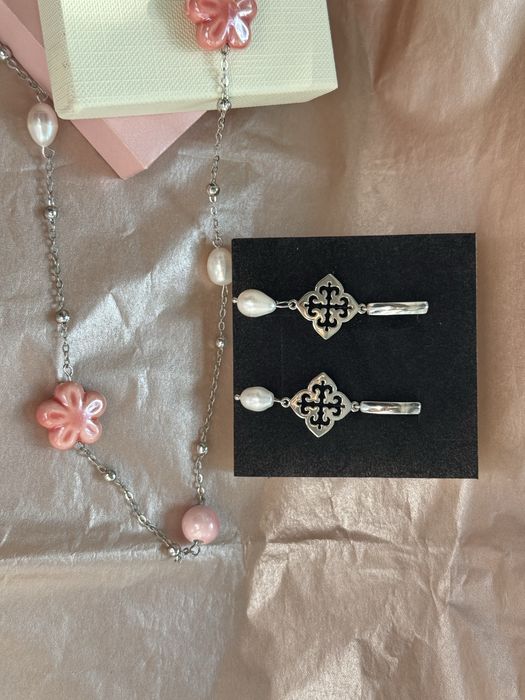 Продам серьги и сотуар