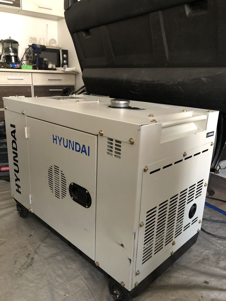 Generator HYUNDAI XA1025