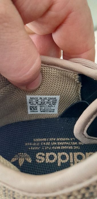 Adidasi marca Adidas, nr.42