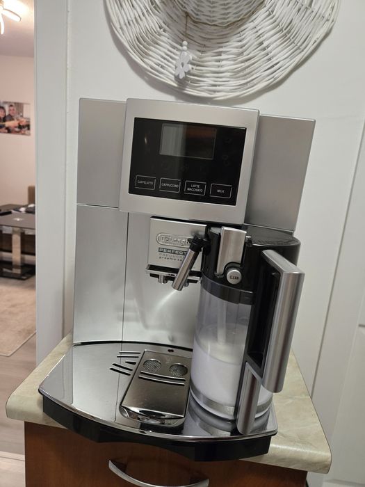 Кафемашина Delonghi