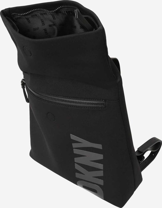 DKNY нова с етикет дамска раница чанта