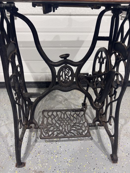 Masina de cusut Singer vintage