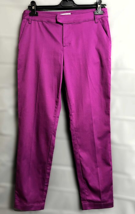 Pantaloni tip ţigaretă de culoare fuxia, marimea S
