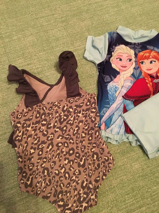 Costum baie, palariute 2-3 ani