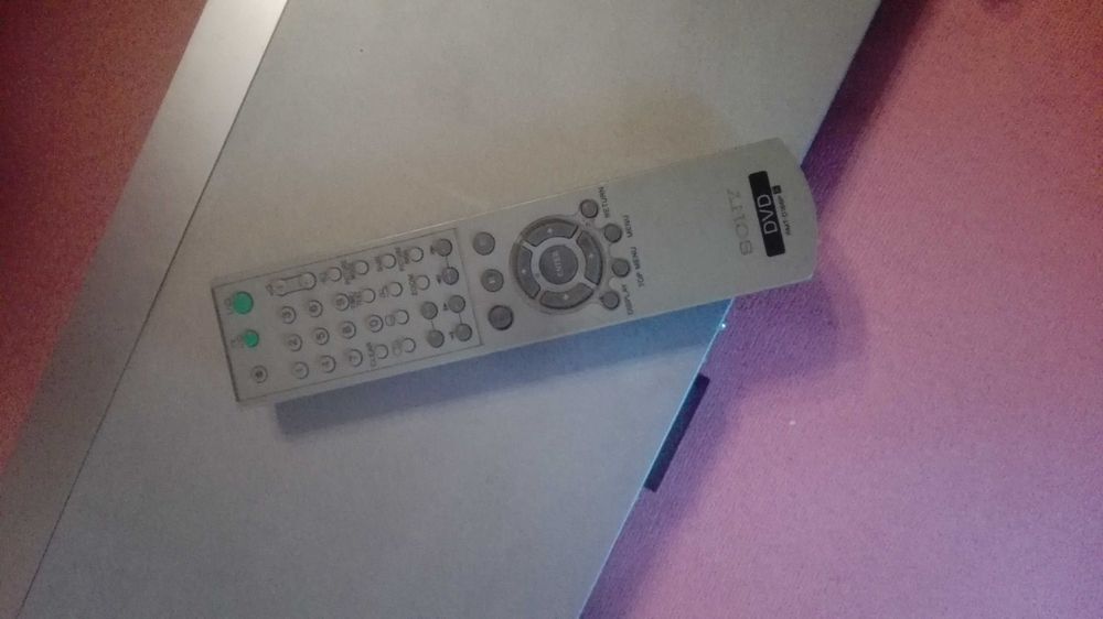 DVD Player Sony cu telecomandă
