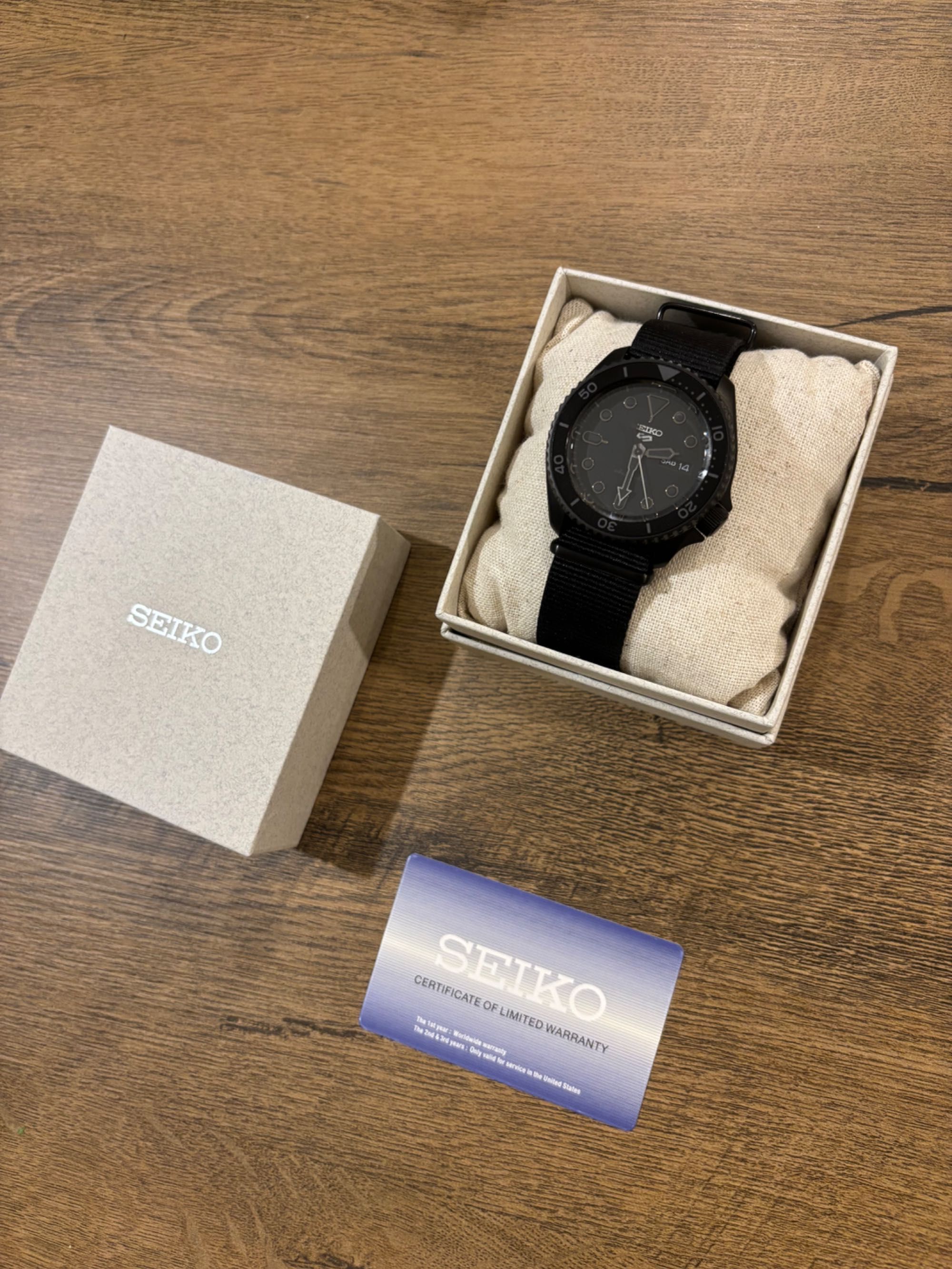 Seiko 5 Automatic Black