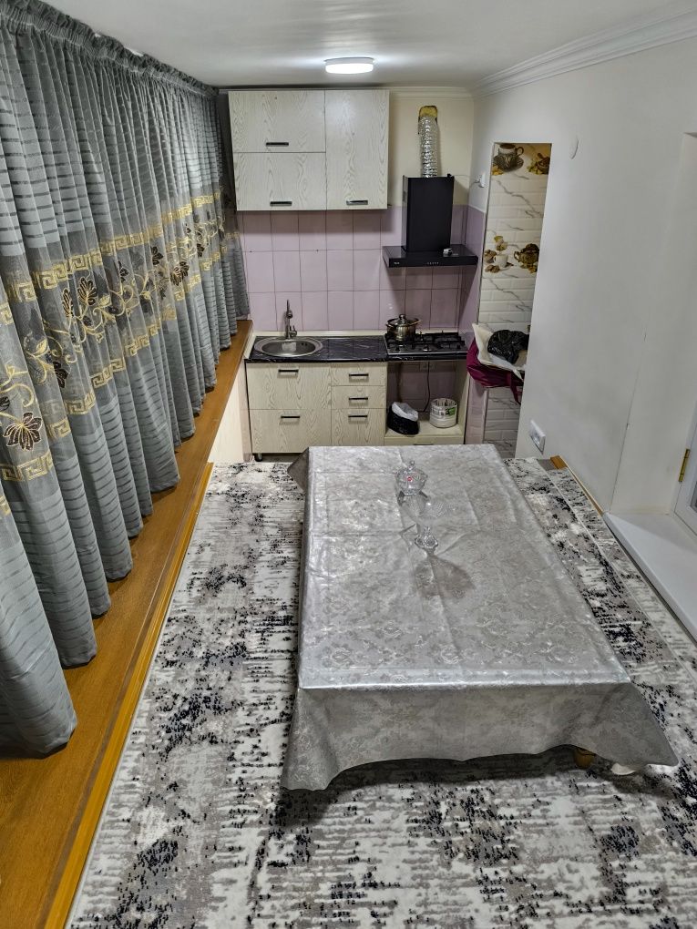 5-iyulda bushaydi. Kvartira arenda.Kurant. Gishtli dom. Grill yonida