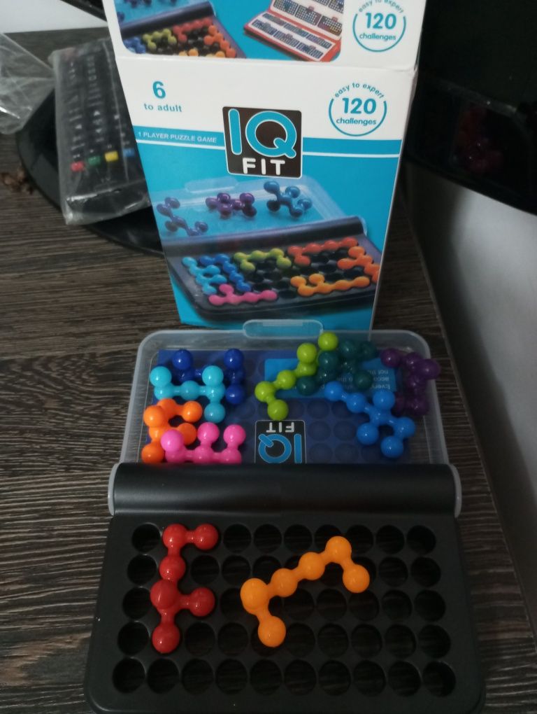 Joc puzzle 3D IQ