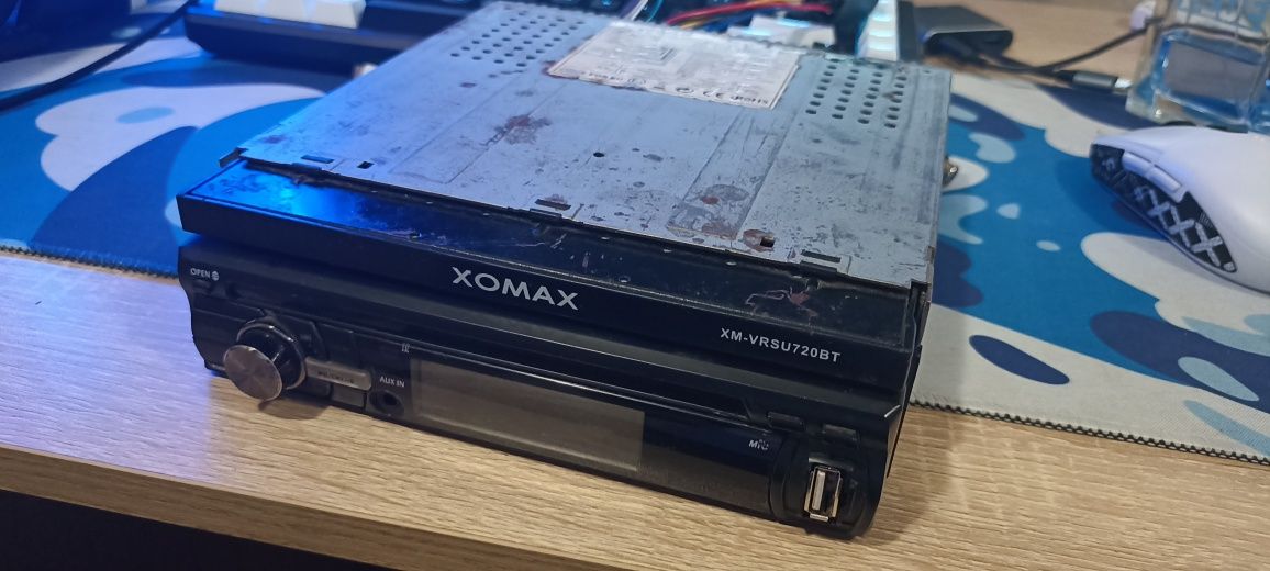 Продавам мултимедия Xomax с проблем