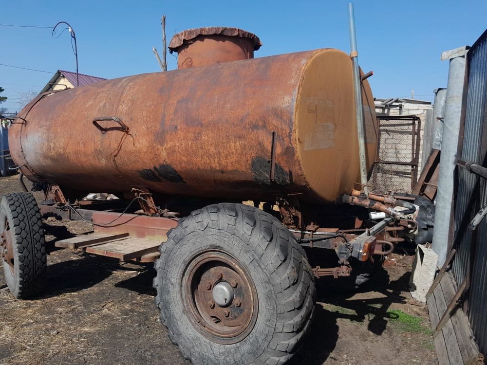 Продам бочку 4 куба
