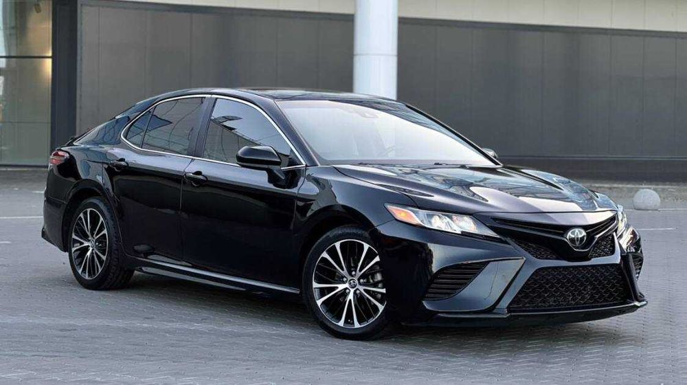 Продаю Toyota Camry