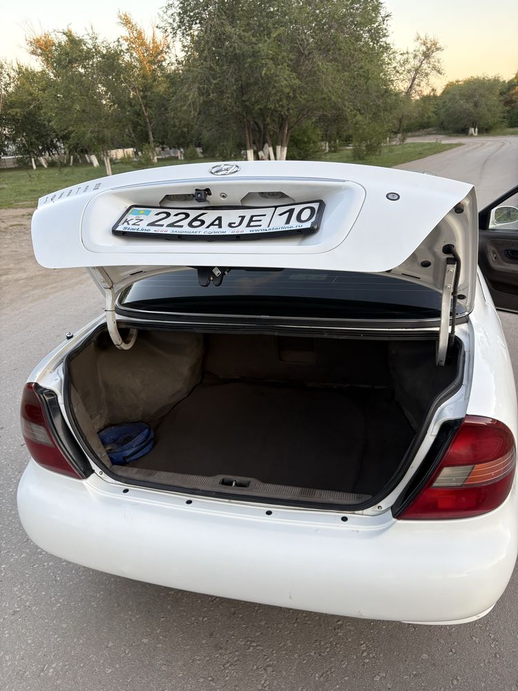 Hyundai Sonata lll