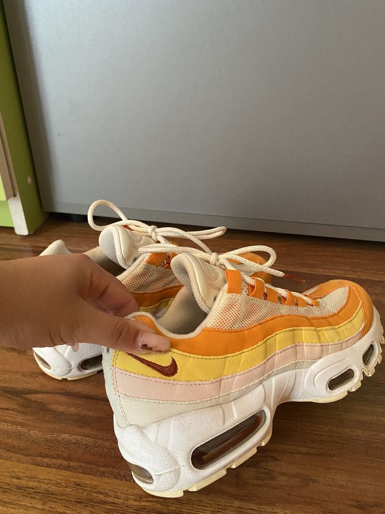 Дамски обувки Nike