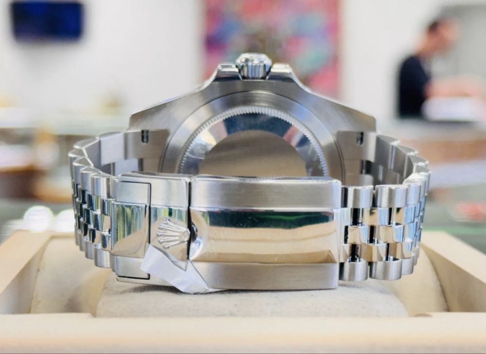 Часовник Rolex Pepsi НАМАЛЕН!
