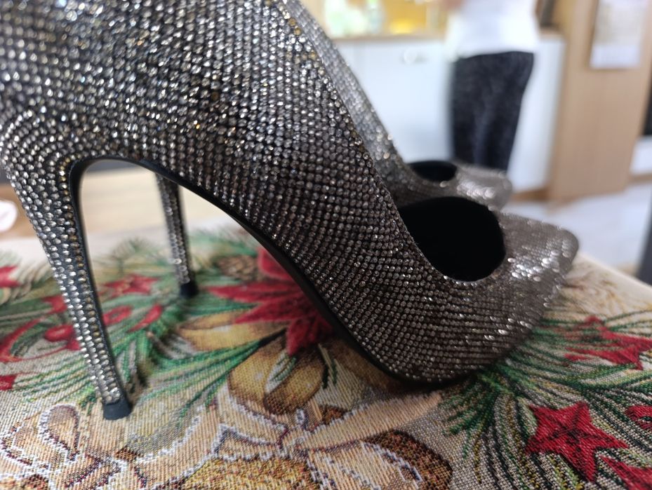 Обувки дамски с камъчета Steve Madden