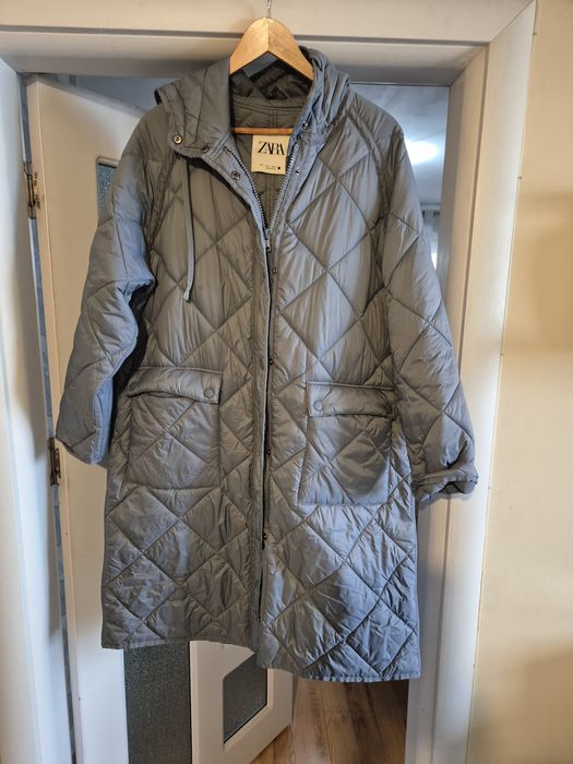 Палто,облечено един път,светло сине на Зара