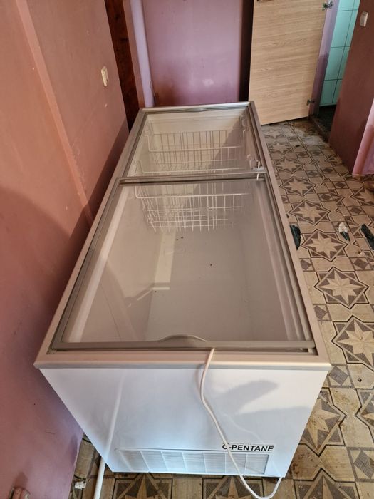 Lada frigorifica UDD500SC