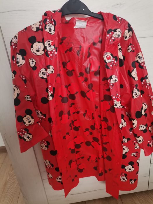 Vand pelerina ploaie