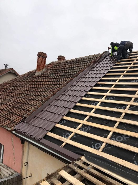 Acoperiș montaj tablă țiglă metalic reparații executam lucrări de cons