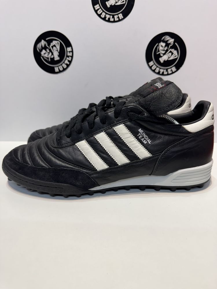 Стоножки ADIDAS MUNDIAL TEAM .Номер 40.5