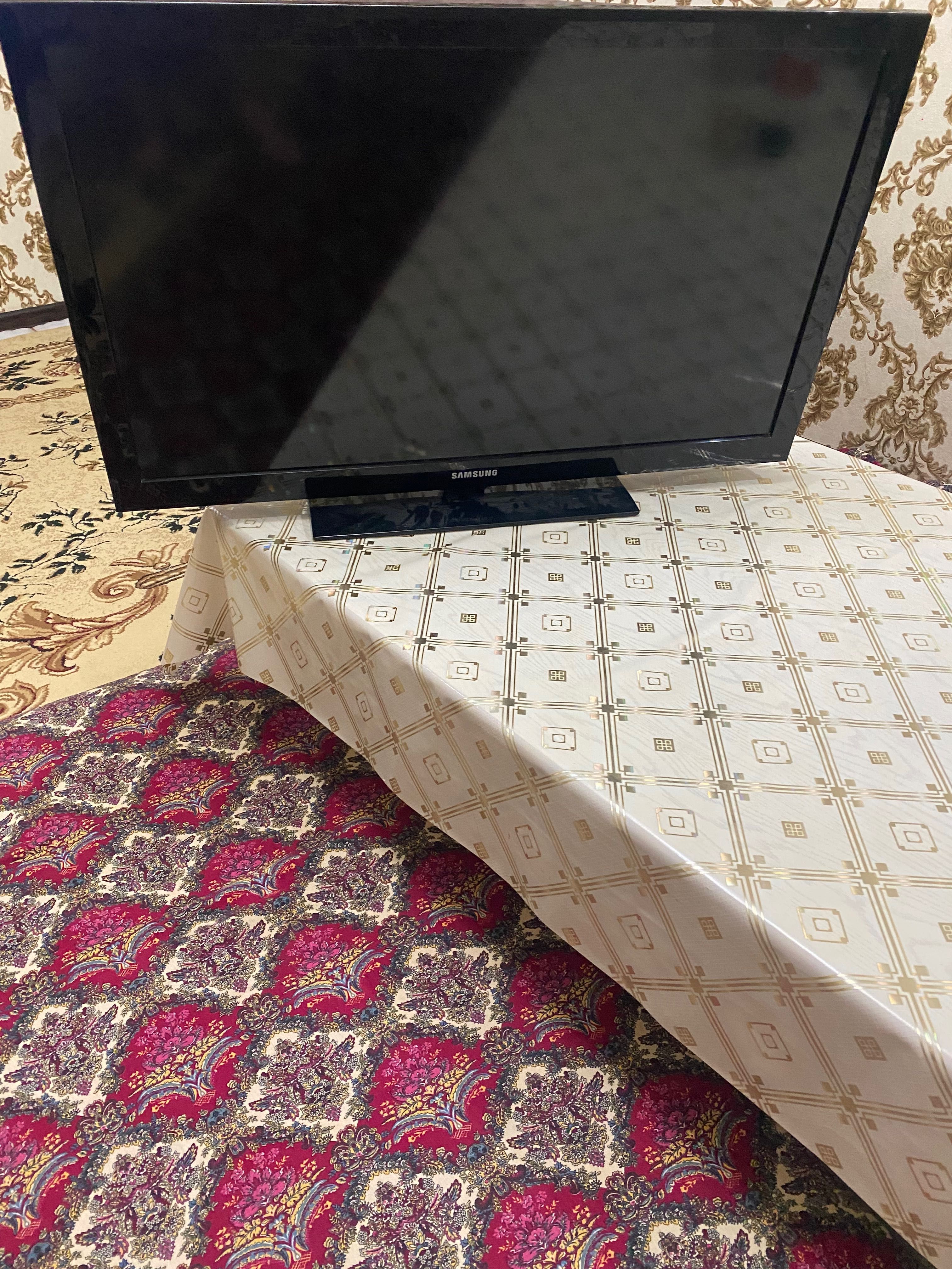 Samsung telivezor 43 talik