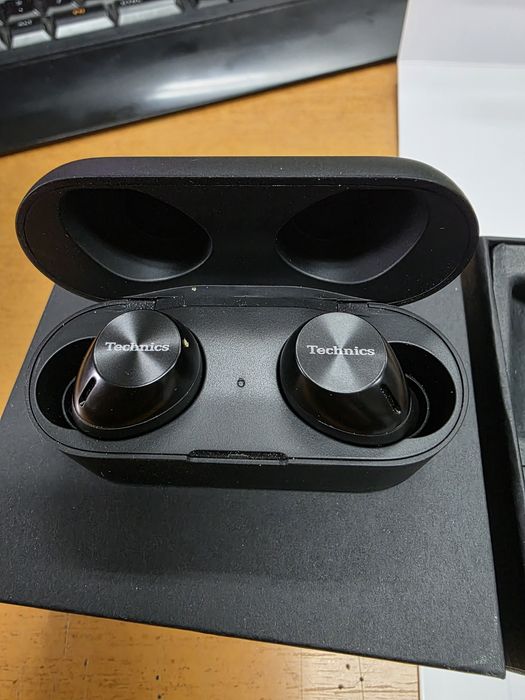 Căști Technics Az40