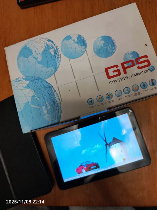 Продам спутниковый GPS навигатор 7 дюймов