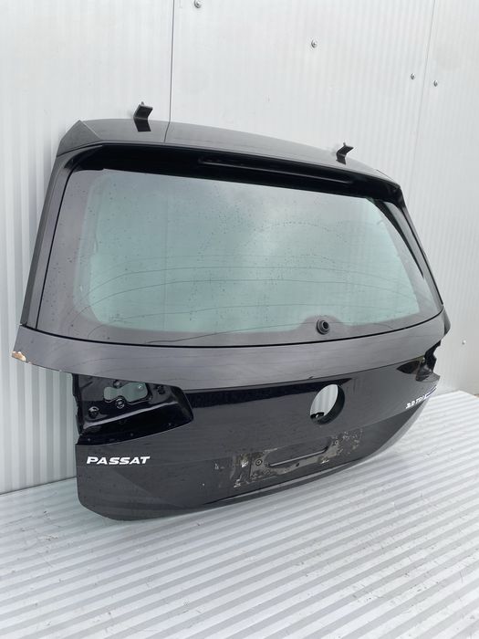 Haion vw Passat B8 • cod de culoare LC9X • 2015-2020