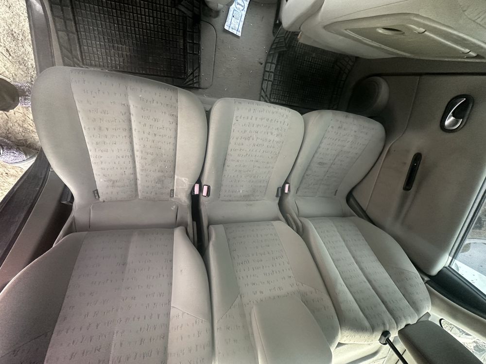 Piese Renault Scenic II