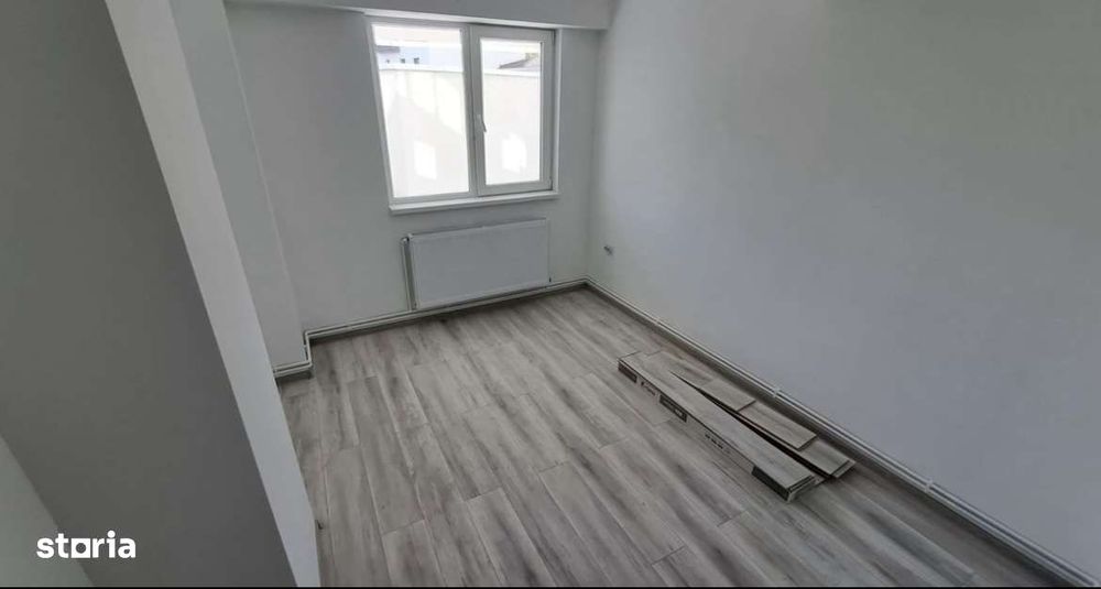 Apartament decomandat Bloc Nou